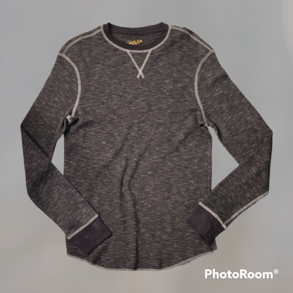 Grey long sleeve thermal top